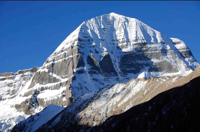 Kailash And Lake Mansarovar Yatra – 12 Days