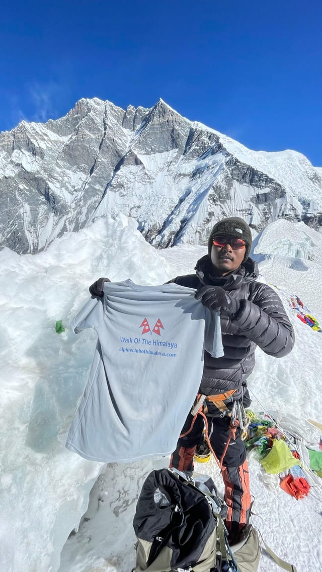 16-Day Island Peak Climb in Nepal
