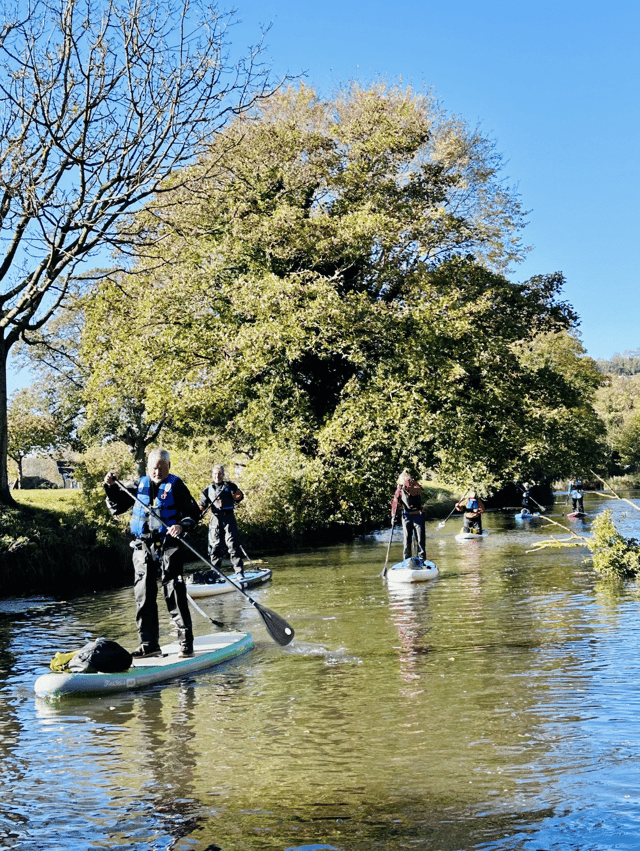 Group SUP Lesson on the River Medway from Tonbridge
