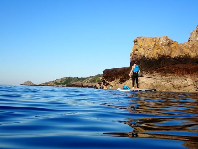 Stand-Up Paddleboard (SUP) Lesson in Bouley Bay, Jersey