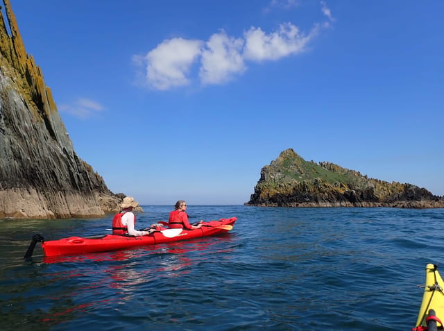 Coastal Discovery – Sea Kayaking Day in Dartmouth, Devon