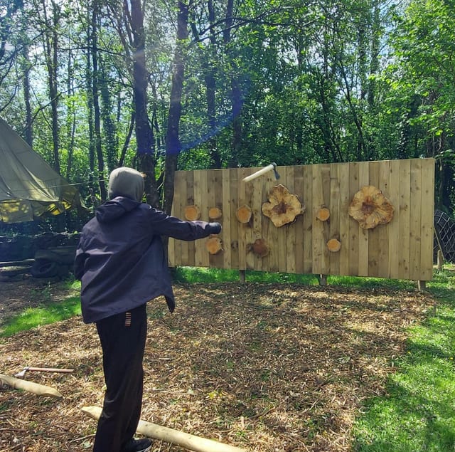 Axe Throwing Taster Lesson in North Devon