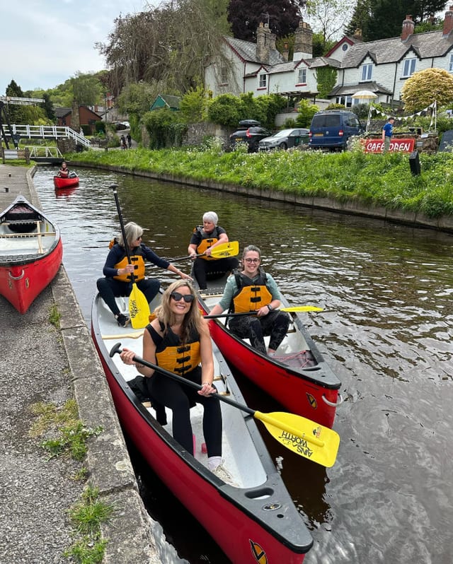 Full Day Canoe Hire on the Llangollen Canal