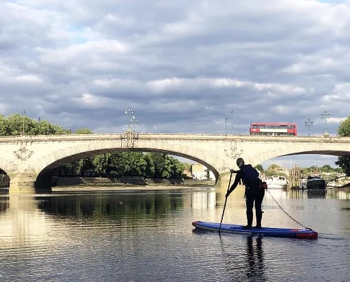 Private Paddleboarding (SUP) Session at Kew Bridge