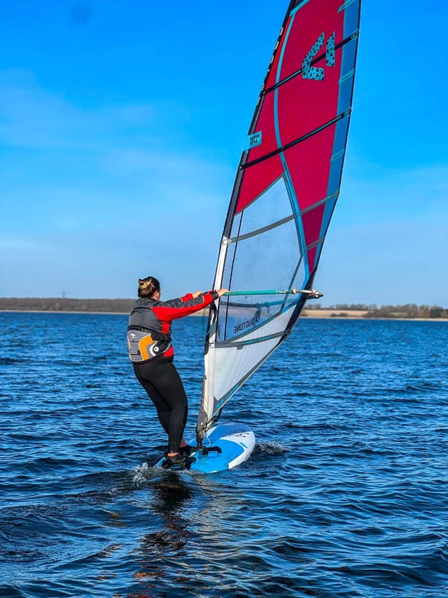 RYA Start Windsurfing Course in Cambridgeshire