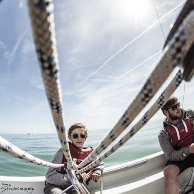Youth Beginners Sailing Level 1 & 2 (10-12 yrs) in Brighton