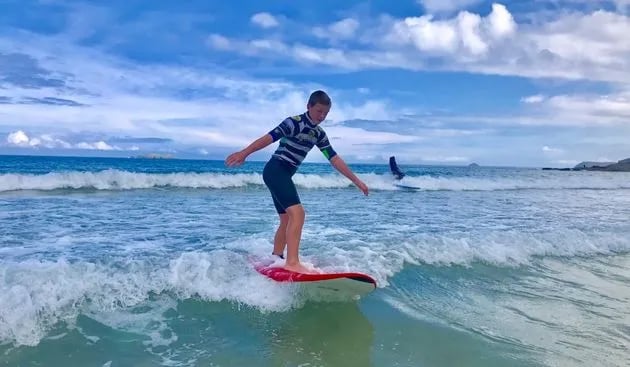 Beginner and Refresher Surf Lesson at Harlyn Bay, listing photo