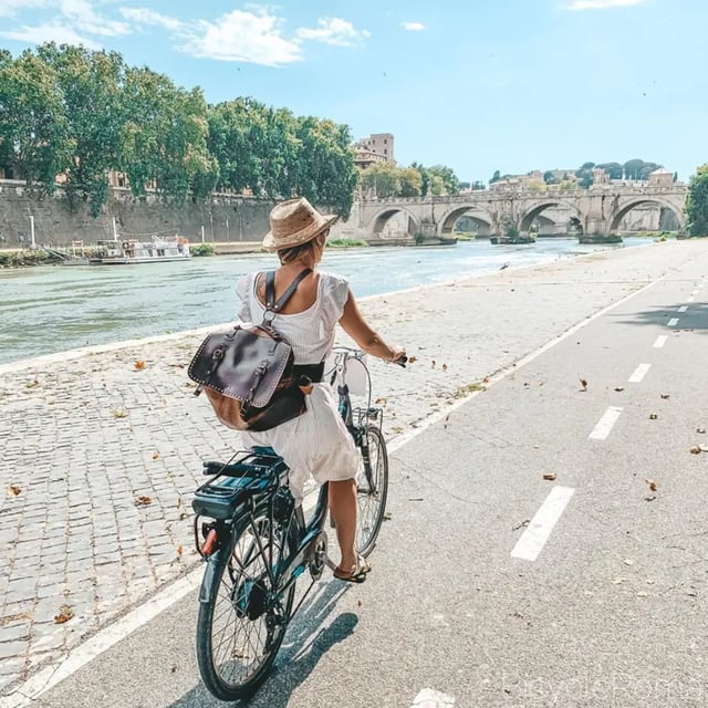 Bike and E-Bike Rental in Lungotevere, Rome, listing photo