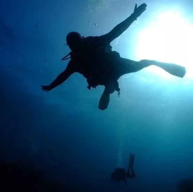 PADI Peak Performance Buoyancy Course, listing photo
