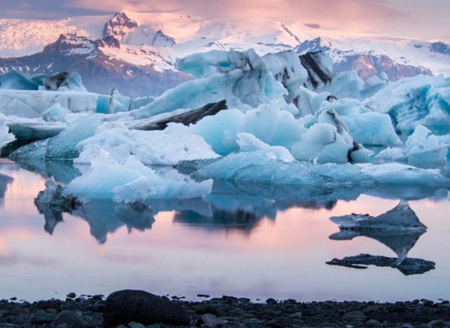 Private Glacier Lagoon Tour – Jökulsárlón & Vatnajökull, listing photo