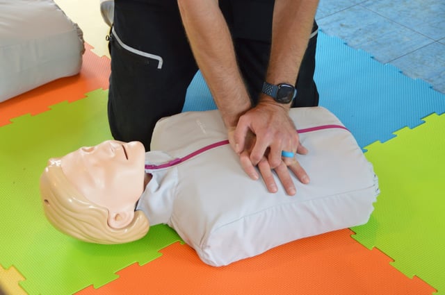 RYA First Aid Course in Daventry and Banbury, listing photo