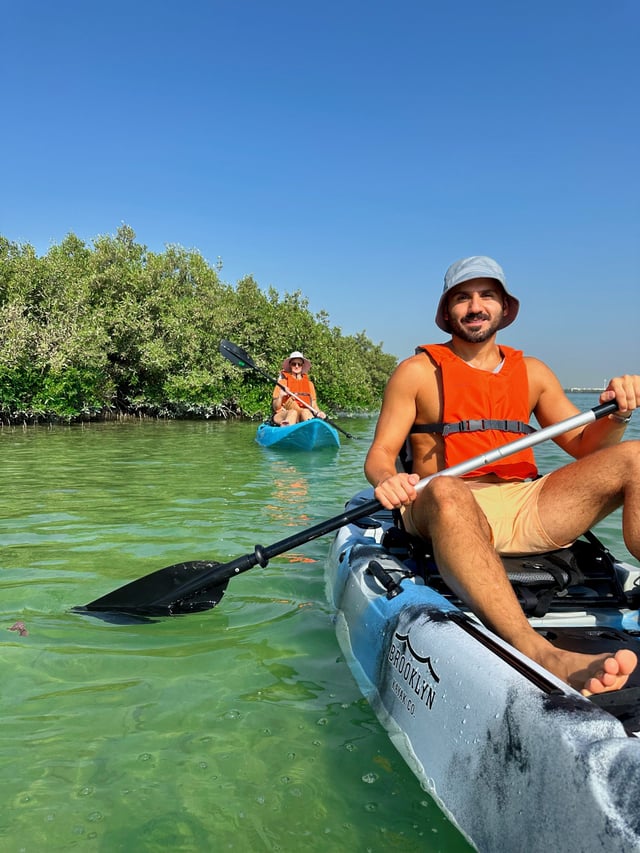 Experiencia en kayak: canales y manglares de Abu Dabi, listing photo