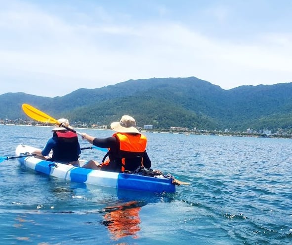 Kayak and Snorkel Tour in Da Nang, listing photo