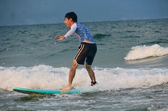Kids Surf Lessons in Da Nang, listing photo