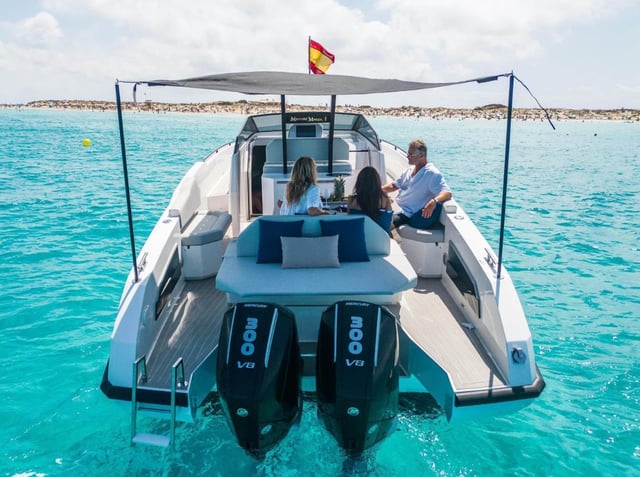 Daytona 34 Yacht Charter Santa Eulària des Riu, Ibiza, listing photo