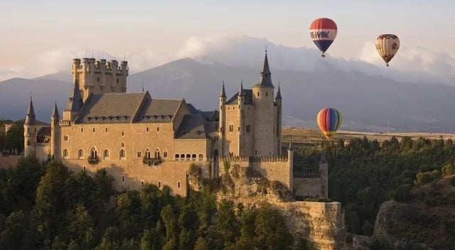 Hot Air Balloon Flight in Segovia, listing photo