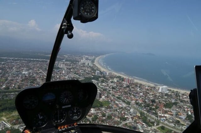 Private Helicopter Tour with Romantic Lunch in Guarujá, listing photo