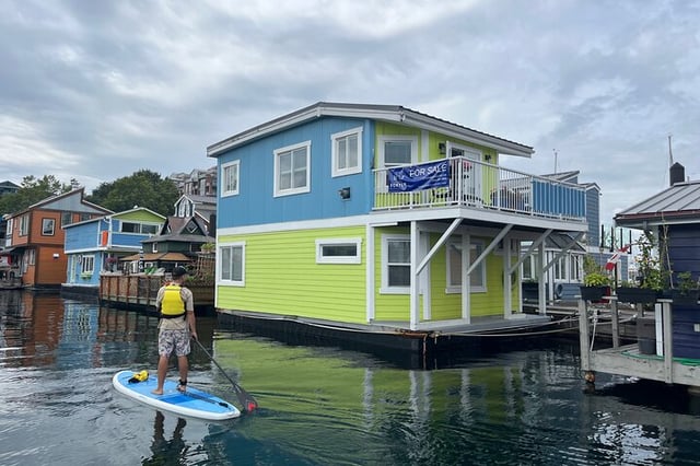Paddling Inner Harbour Downtown Victoria, listing photo