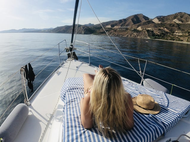 Licence-Free Falcon Boat Hire in La Herradura, listing photo