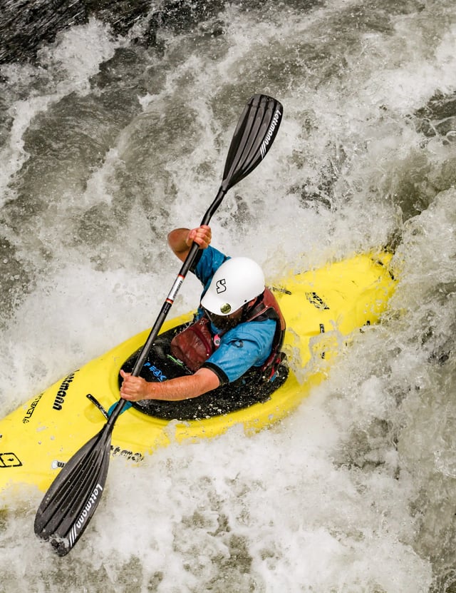 Guided Whitewater Kayaking Day in Haute-Savoie, listing photo