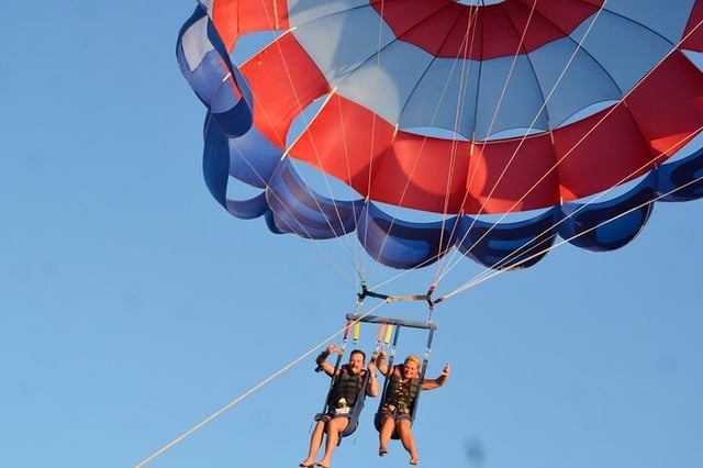 Parasailing Adventure Fly to Sky with Hotel Pickup – Hurghada, listing photo