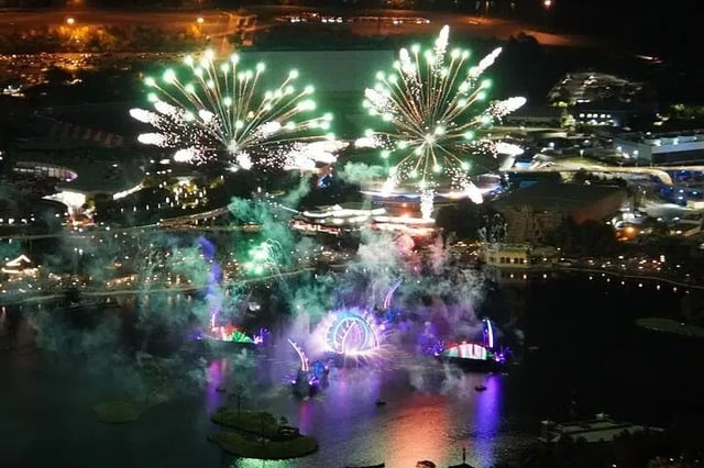 Private Fireworks Theme Parks Helicopter Tour – 77 Miles, listing photo