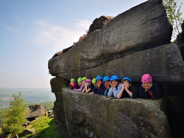 Kraxeln und Klettern für Familien in Malham, Yorkshire Dales, listing photo