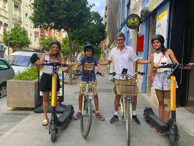 Guided Bike Tour in Barcelona, listing photo