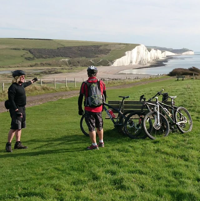 Trek Hybrid Bike Hire in Brighton, listing photo