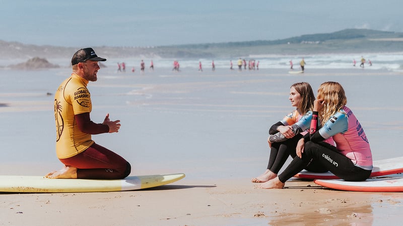 Beginner and Improver Surf Lessons on Praa Sands Beach, photo 2