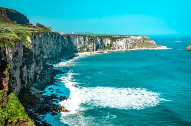 Surfing the Irish Magic – 6-Night Surf Camp in Ireland, photo 3