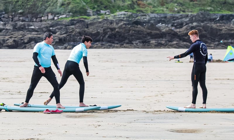 Beginner Surf Lesson on Fistral Beach, Newquay, photo 4