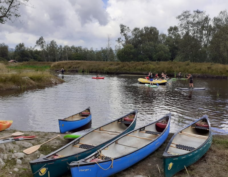 Stag or Hen Multi-Activity – Kayak, 4×4 Off-Roading, Axe-Throwing & More! gallery 2