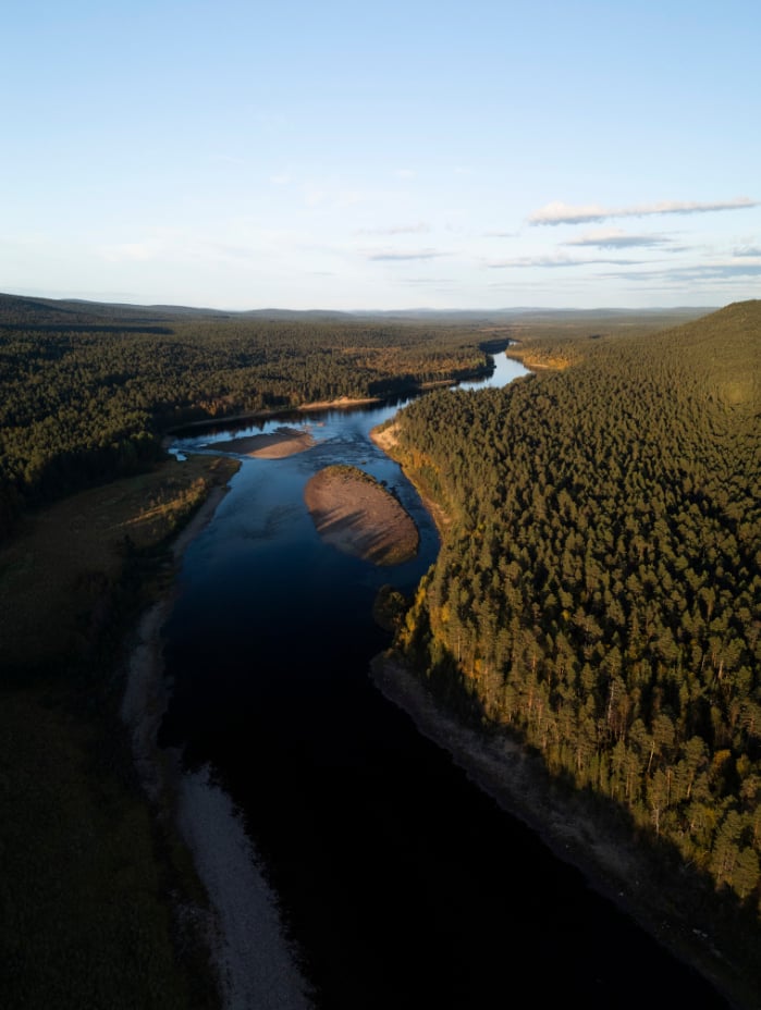 6-Night Summer Canoe & Bushcraft Skills Trip in Lemmenjoki gallery 4