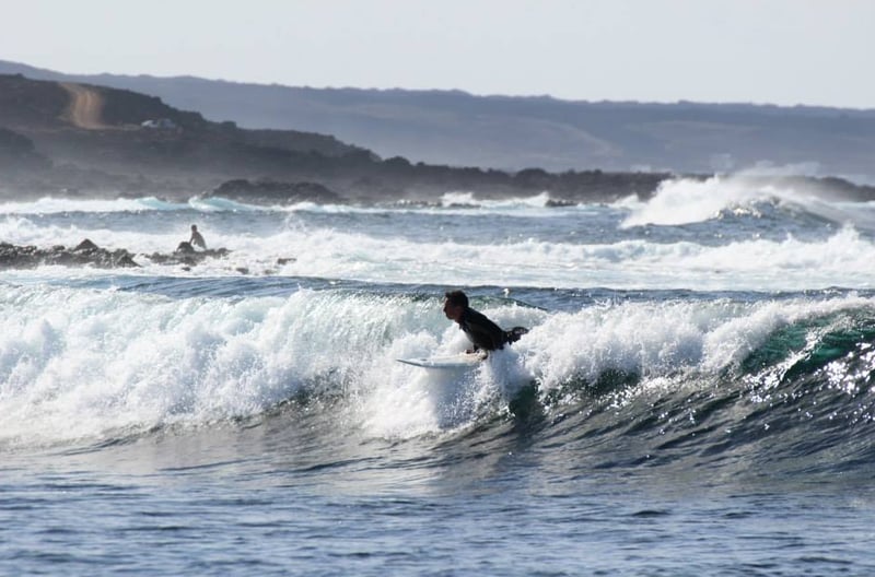 Beginner/Improver Surf Lessons on Praa Sands Beach gallery 3