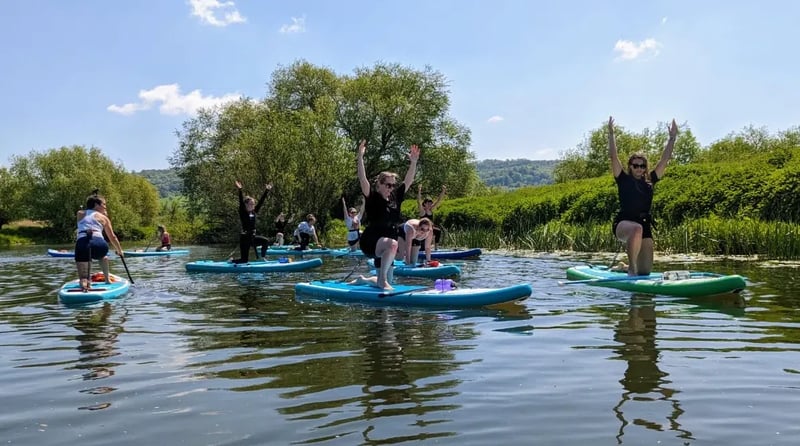 SUP Yoga on the River Avon in Worcestershire, photo 4