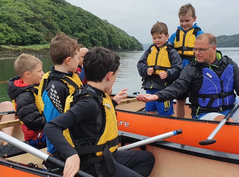 Pub Paddle Canoe Tour from Pembroke Dock to Cresswell Quay, photo 5