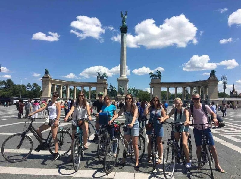 Budapest Bike or E-Bike Tour with a Traditional Goulash Meal gallery 7