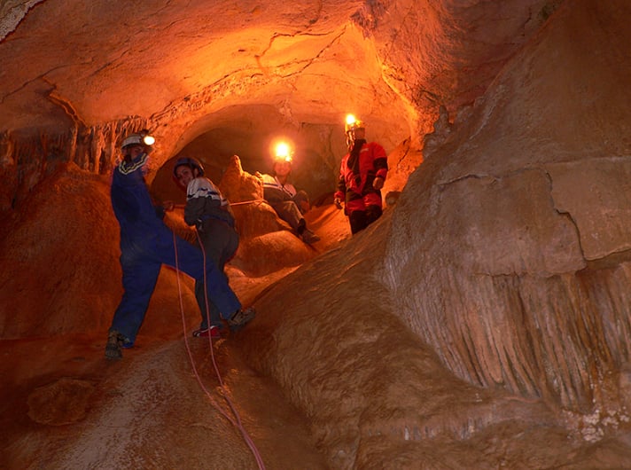 Underground Caving Adventure – Family-Friendly Dry Cave Exploration in Mallorca, photo 2