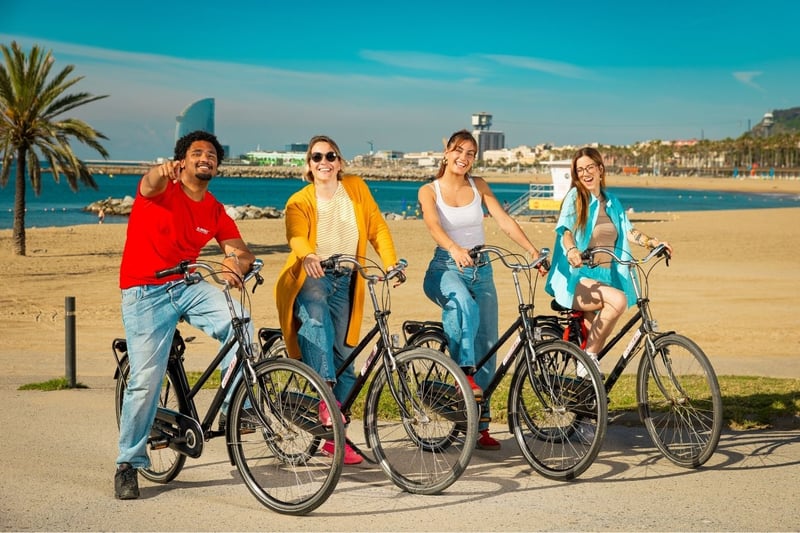 Barcelona Highlights – Guided Bike Tour, photo 2