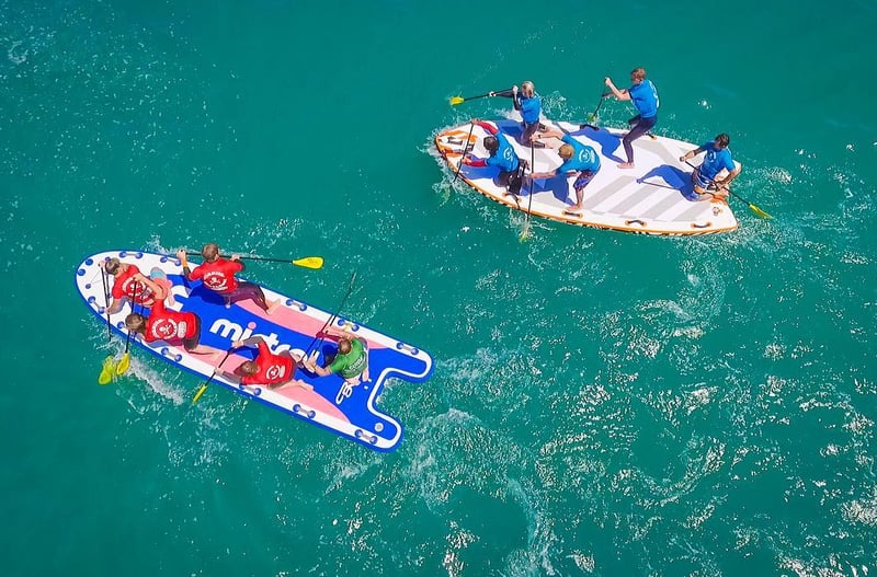 Racing Super SUP in Newquay, photo 4