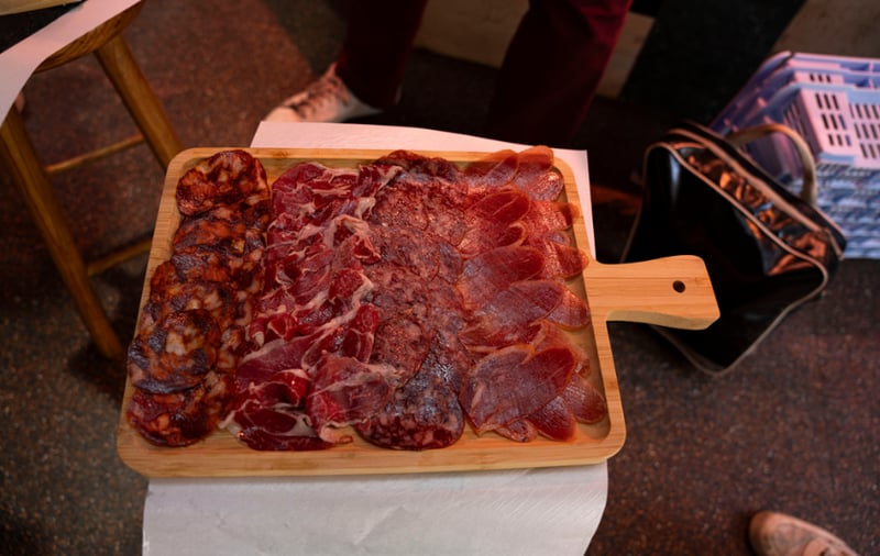 Barcelona E-Bike Tour: Historic Market with Tastings, photo 2
