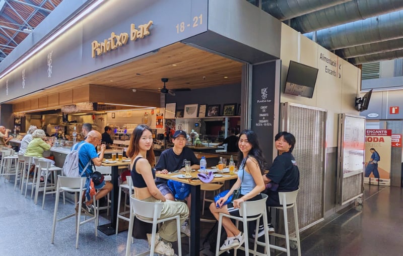 Barcelona E-Bike Tour: Historic Market with Tastings gallery 4