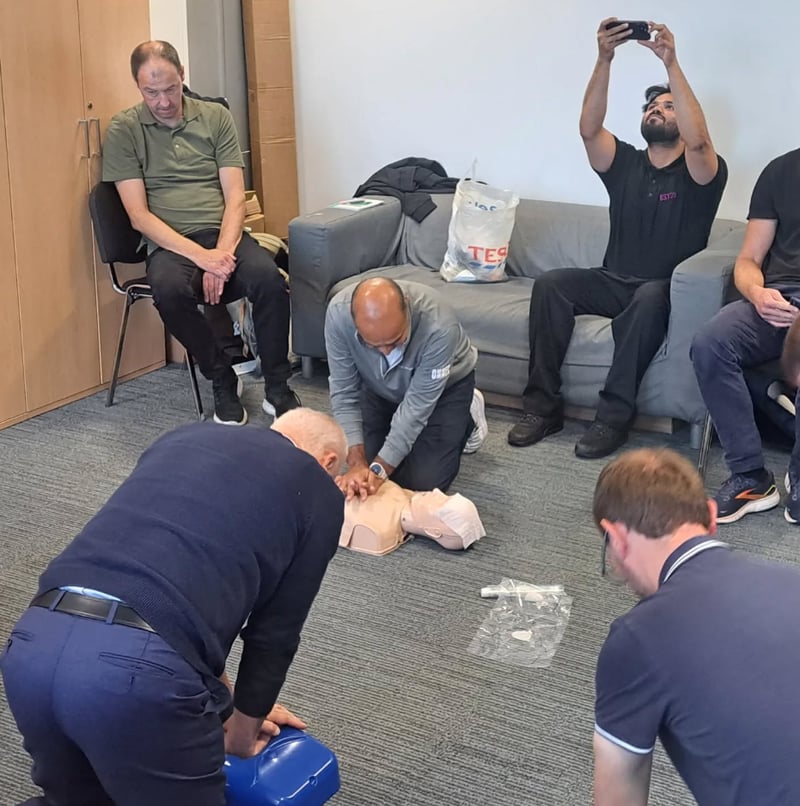 Emergency First Aid at Work Course in London, photo 2