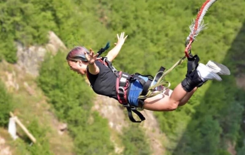 Bungee Jumping at Victoria Falls gallery 5