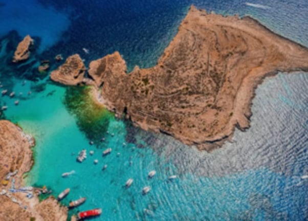 Full-Day Comino, Blue Lagoon & Caves Coastal Cruise from Buġibba, photo 3