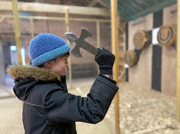 Axe Throwing Session in Oxfordshire, photo 4
