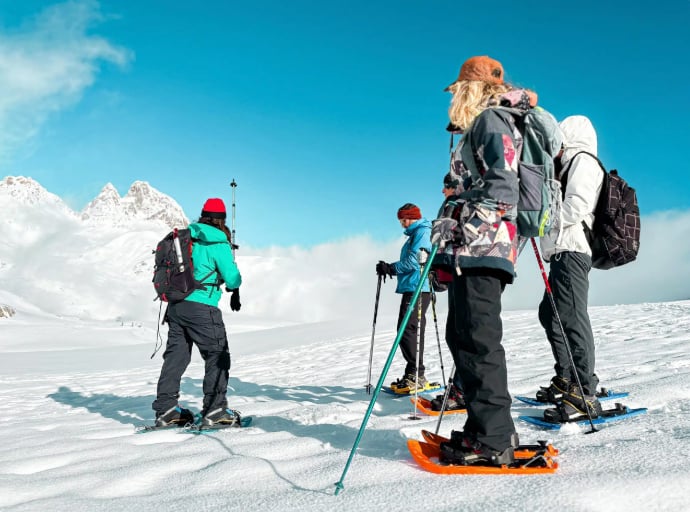 Explore the Tena Valley: Guided Snowshoeing Routes, photo 3