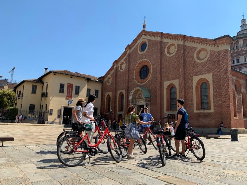 Highlights of Milan Bike Tour – Guided City Overview gallery 3