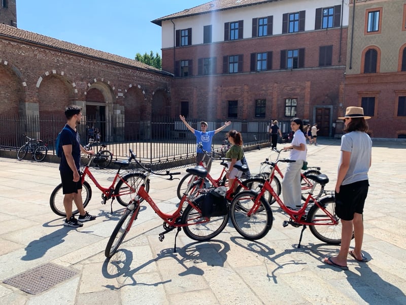 Highlights of Milan Bike Tour – Guided City Overview, photo 4
